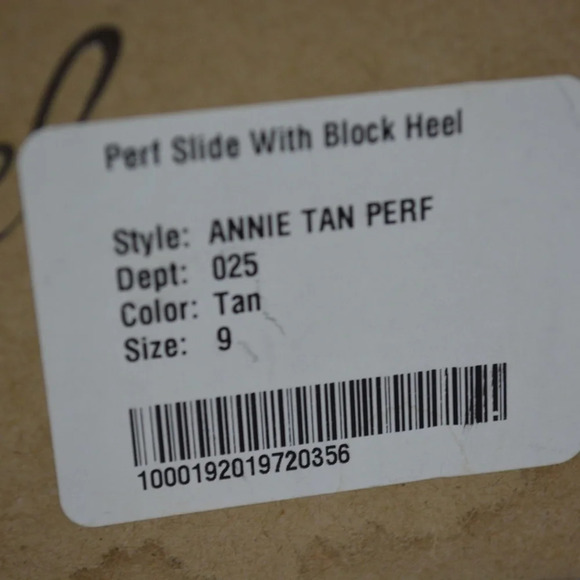 GENTLY USED  REBELS PERF SLIDE WITH BLOCK HEEL TAN SIZE 9 - Picture 7 of 8